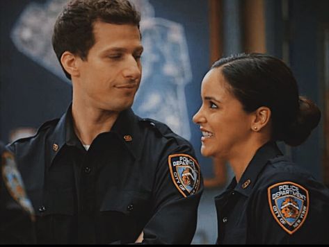 Jake Peralta And Taylor Swift, Peralta And Santiago, Jake Peralta E Amy Santiago, Amy And Jake Brooklyn Nine Nine, Brooklyn Nine Nine Jake And Amy, Jake And Amy, Dance Wallpaper, Amy Santiago, Jake Peralta