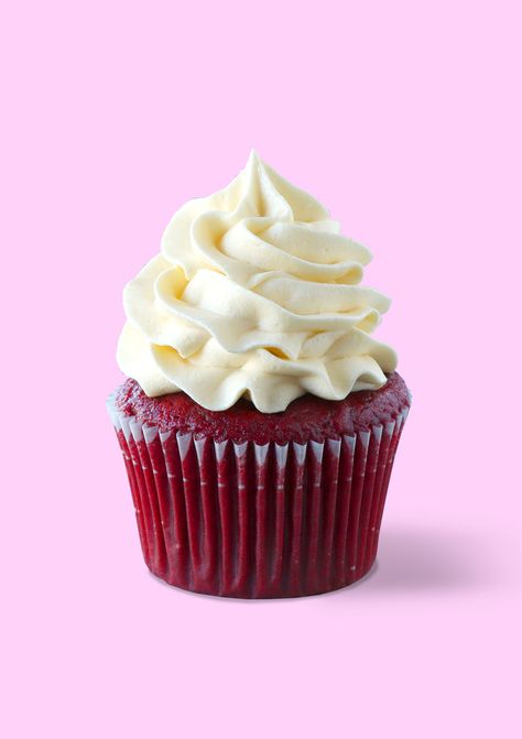 American Buttercream Frosting Recipe, Banoffee Cupcakes, American Buttercream Frosting, Velvet Cupcake Recipe, Cupcake Png, Red Velvet Cupcakes Recipe, Red Desserts, American Buttercream, Red Cupcakes