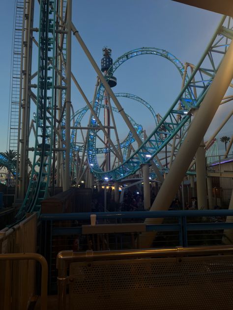 knotts berry farm hangtime rollercoaster scary Knotts Scary Farm Aesthetic, Hangtime Knotts Berry Farm, Knotts Berry Farm Aesthetic, Amusment Parks Aesthetic With Friends, Knotts Berry Farm Aesthetic At Night, Knots Berry Farm, Knotts Scary Farm, Knott Berry Farm, Knott’s Berry Farm