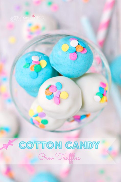 Cotton Candy Oreo Truffles by The Sweet Chick Cotton Candy Recipe, Sweet Truffles, Cotton Candy Flavoring, Candy Truffles, Frozen Snack, Cake Pop Recipe, Oreo Truffles, Truffle Recipe, Mini Cookies