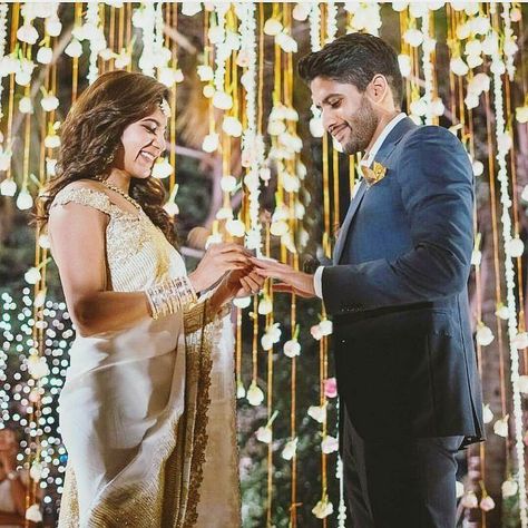 Samantha Sarees, Engagement Preparation, Samantha Saree, Engagement Dress For Groom, Saree Pictures, Engagement Looks, Samantha In Saree, Naga Chaitanya, Engagement Saree