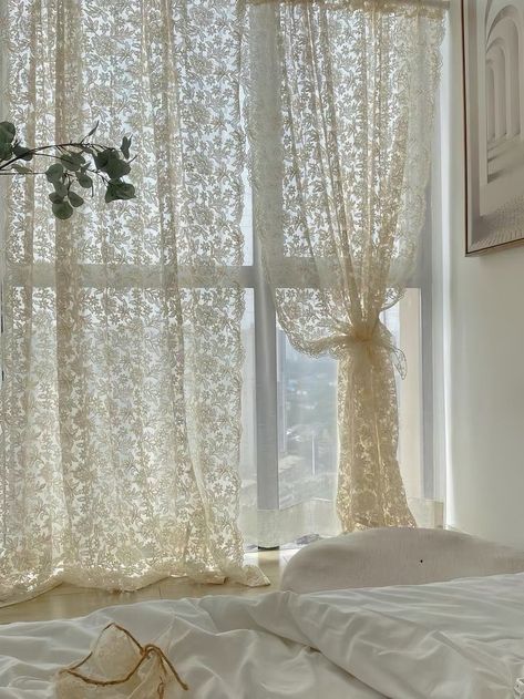 Sheer White Curtains Bedroom Aesthetic, Lace Curtains Bedroom Aesthetic, Lace Window Curtains, Curtain Interior Design, Aesthetic Curtains Living Room, Room Curtains Aesthetic, Romantic Home Interior, European Room Decor, Urban Outfitters Room Aesthetic