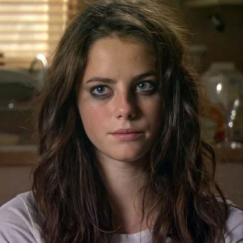 Effy Skins, Elizabeth Stonem, Effy Stonem, Cute Grunge, Skins Uk, Kaya Scodelario, Emo Grunge, My Heart Is Breaking, Aesthetic Photo