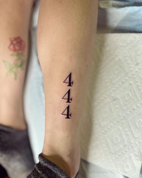 444 Tattoos: 20+ Design Ideas, Symbolism and Meaning - 100 Tattoos 44 Tattoo Number, Friend Meaning, 2005 Tattoo, 555 Tattoo, 444 Tattoo Ideas, Partner Tattoo, 44 Tattoo, 444 Meaning, Tattoo Side