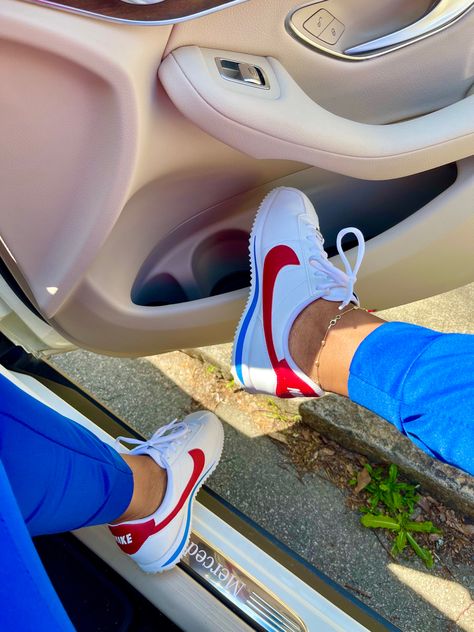 #nike #cortez #nikecortez Nike Classic Cortez Outfit, Nike Cortez Outfit, Sneaker Heads, Nike Classic Cortez, Classic Cortez, Tenis Nike, Big Goals, Cute Sneakers, Swag Shoes