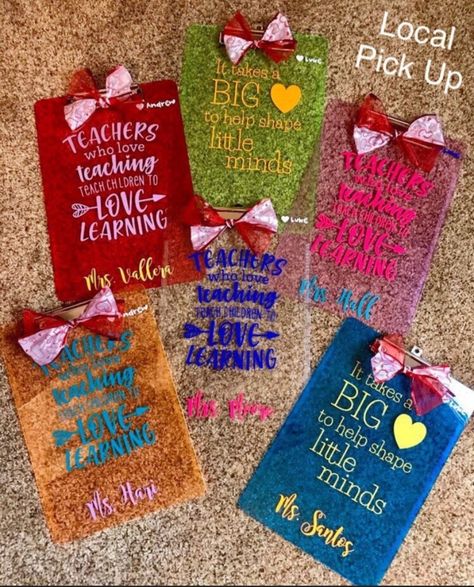 Clipboard Decorating, Teacher Clipboard, Personalized Clipboards, Appreciation Gifts Diy, Teacher Appreciation Gifts Diy, Teacher Appreciation Printables, Custom Teacher Gifts, Teacher Craft, Happy Teachers Day