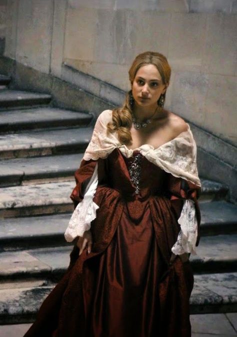 1600 Dress, 1660s Fashion, Nora Arnezeder, Drama Clothes, Rococo Fashion, Period Dress, Royal Aesthetic, Period Outfit, Gala Dresses