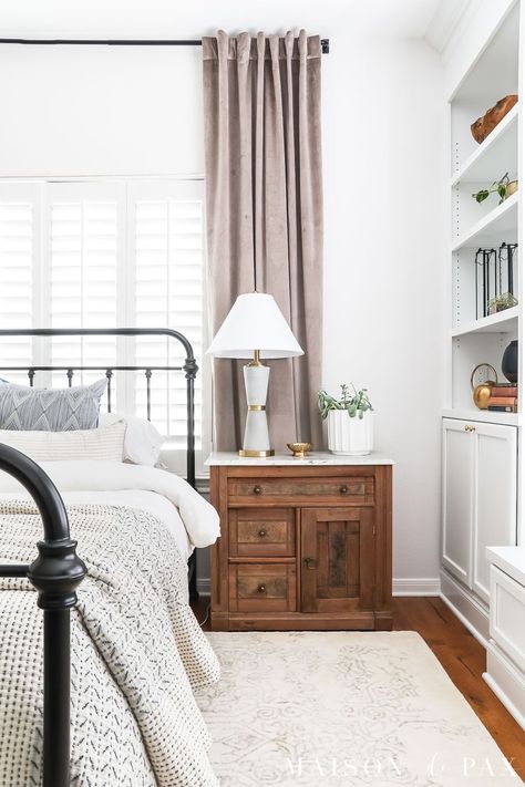 Looking for master bedroom design ideas? Don't miss these decorating ideas to make your primary bedroom feel comfortable and beautiful. Modern French Country Bedroom, Modern French Bedroom, Modern French Interiors, Country Bedroom Design, Classic Bedroom Decor, Thrifted Furniture, Bedroom Design Ideas, Classic Bedroom, Primary Bedroom