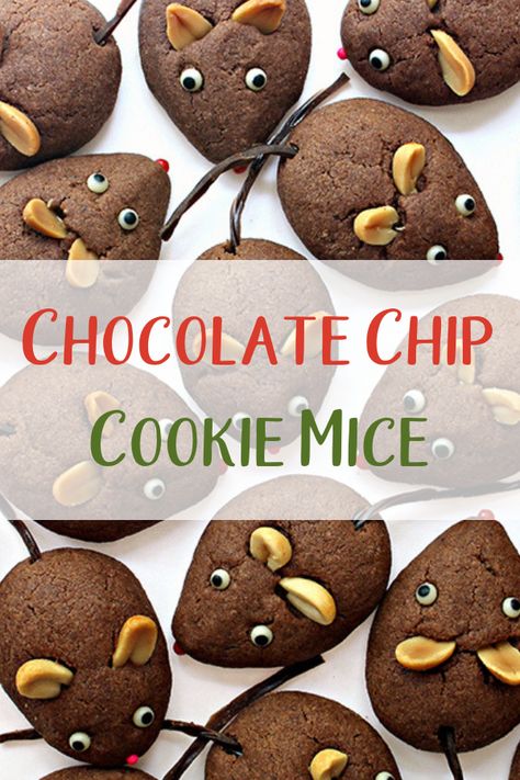 Aren't these the cutest cookies? These cookies would be so fun to eat while reading a Nutcracker story book! This chocolate chip cookie mice recipe is perfect for kids! Mouse Cookies Christmas, Mice Cookies Christmas, Christmas Mouse Cookies, Christmas Mice Cookies, Mouse Themed Snacks, Cutest Christmas Cookies, Moose Dessert Recipes, Nutcracker Recipes, Fun Cookies To Make With Kids