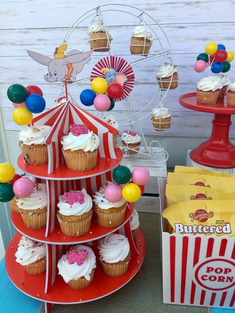 Dumbo Baby Shower Theme Boys, Dumbo Theme Party, Dumbo Baby Shower Ideas, Dumbo Baby Shower Theme, Cool Cupcakes, Dumbo Birthday Party, Dumbo Birthday, Circus Cupcakes, Baby Dumbo