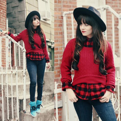 From lookbook Chilly Weather Outfits, Fifties Dress, Witch Fashion, Cold Weather Outfits, Edgy Outfits, Red Fashion, Outfits Casuales, Alternative Fashion, Preppy Style