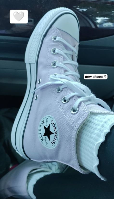 Lavender Converse Outfit, Lavender Shoes Outfit, Lilac Converse Outfit, Violet Converse, Purple Platform Converse, Lavender Platform Converse, Converse Lilac, Purple Converse High Tops, Lilac Converse