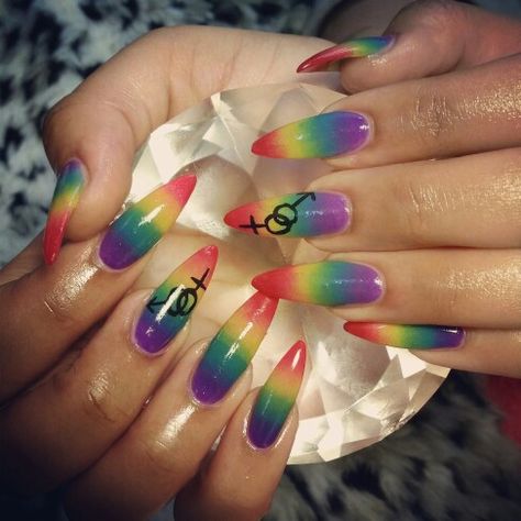 Rainbow ombre nails, pride nails Pride Glitter Nails, Gel Rainbow Nails, Rainbow Ombre Nails, Drag Nails, Nail Art Rainbow, Pride Glitter, Pride Nail, Ombre Nail Art, Rainbow Nails Design