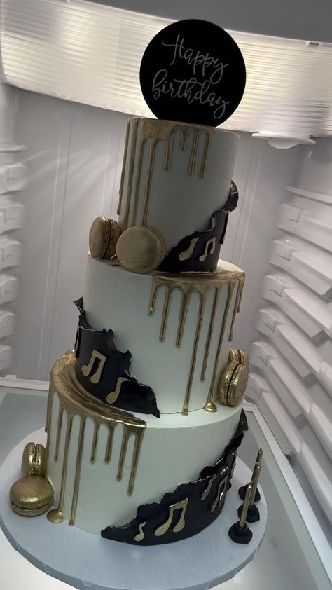 3 Tier Birthday Cake For Man, White Gold Black Cake, Black Gold And White Cake, Black And Gold Cake Ideas For Men, 3 Tier Birthday Cake, Black And Gold Birthday Cake, Musical Cake, Gold And White Cake, Music Themed Cakes