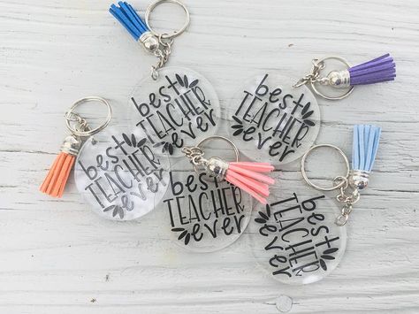 Best Teacher Ever Keychain with Tassel | Etsy Keychain With Tassel, Keychain Ideas, Idee Cricut, Best Teacher Ever, Acrylic Keychains, Diy Teacher Gifts, Keychain Design, Diy Cricut, Diy Resin Crafts