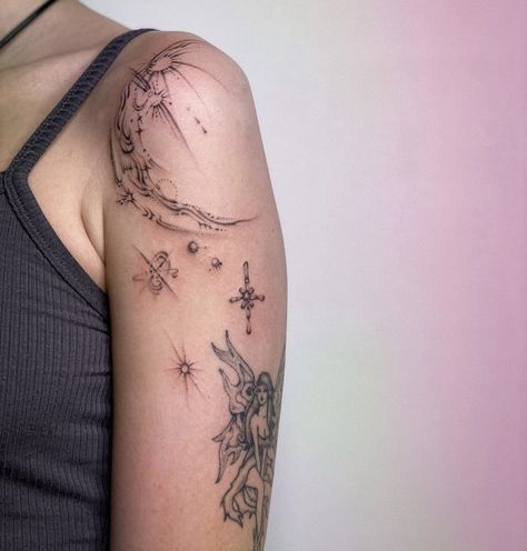 Sensitive Tattoo Areas, Tattoo On Upper Arm For Women, Space Nature Tattoo, Ethereal Sleeve Tattoo, Dreamy Tattoo Aesthetic, Celestial Shoulder Tattoo, Galaxy Shoulder Tattoo, Whimsical Tattoo Ideas, Upper Shoulder Tattoos For Women