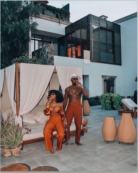 Black Fit Couples Goals, Couple Fits, Family Photoshoot Outfits, Cute Couple Outfits, Black Love Couples, Black Bride, Black Couples Goals, Couple Photoshoot Poses, Couple Photography Poses