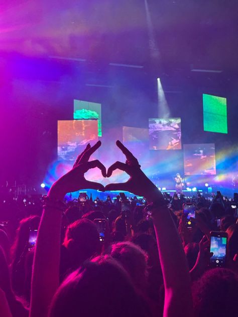 louis tomlinson faith in the future tour paris 2023 #concert #music #heart #festival #summer #aesthetic Tour Aesthetic, Paris 2023, Music Heart, Faith In The Future, Concert Aesthetic, Paris Tours, Festival Summer, Louis Tomlinson, Summer Aesthetic