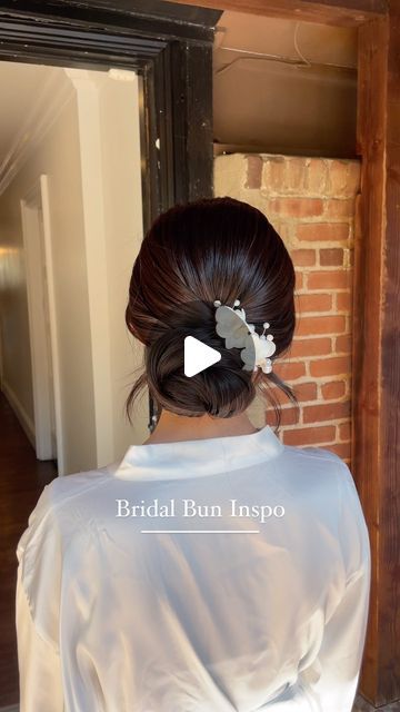 Korean Hairdo Wedding, Wedding Hair Updo Front View, Low Bun Wedding Hair With Veil, Bun Wedding Hair, Bridal Updo With Veil, Bun Wedding, Low Updo, Bridal Bun, Bridal Hair Buns