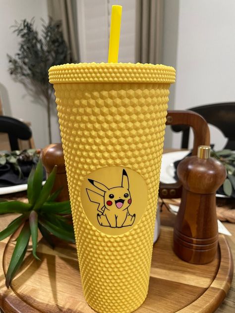 Pokemon Tumbler, Pokemon Cup, Pokemon Merch, Starbucks Cup Art, Cup Cartoon, Adorable Anime, Pokemon Sketch, Merch Collection, Pikachu Plush