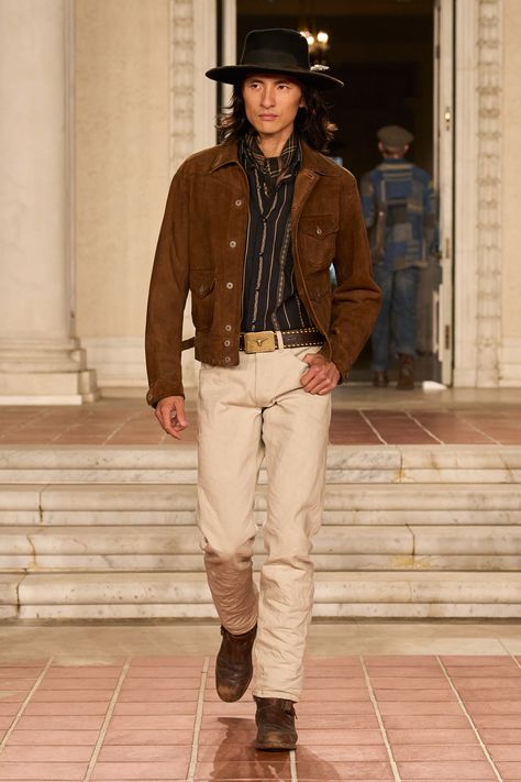 Ralph Lauren Looks, Ralph Lauren Style, Western Chic, Ralph Lauren Collection, Ralph Lauren Men, Spring Looks, Fashion Books, Angeles, Primavera Estate