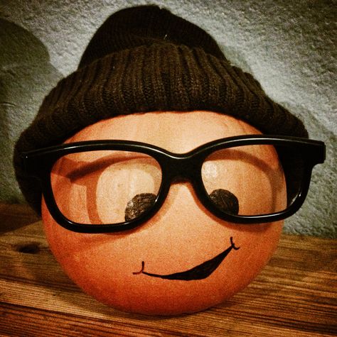 It's our hipster pumpkin Pumkin Decoration, Pumpkin Carving Contest, Pumpkin Decorating Contest, Pumpkin Contest, Halloween Fest, Carving Pumpkins, Halloween Pumpkin Designs, Pumpkin Carvings, Halloween Pumpkins Carvings