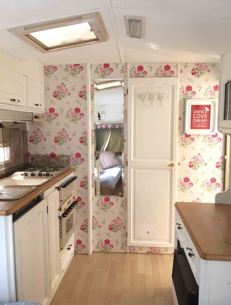 wallpaper Static Caravan Interior Ideas, Static Caravan Interior, Caravan Interior Ideas, Caravan Paint, Caravan Interior Makeover, Cupboard Makeover, Static Caravan, Caravan Decor, Caravan Makeover