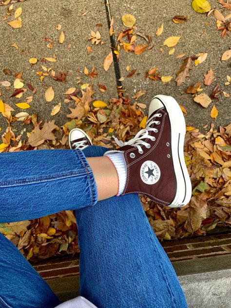 Brown Converse High Tops Platform, Brown Converse Outfit Fall, Converse Brown Outfit, Brown Aesthetic Shoes, Brown Hightop Converse, Brown Converse Aesthetic, Brown Platform Converse, Autumn Astetic, Brown Converse High Tops