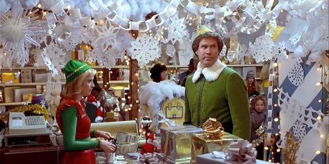 White paper chains and snowflakes. Set up one of the counter sections to look like a wrapping station. Elf Movie Party, Elf Film, Elf Themed Christmas Party, Elf Christmas Decorations, Elf Decorations, Ron Burgundy, Best Christmas Movies, Classic Christmas Movies, Elf Movie