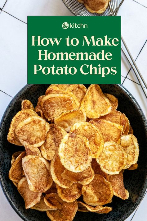 Healthy Baked Potato, Homemade Potato Chips Recipe, Bag Of Potatoes, Potato Chips Recipe, Homemade Potato Chips, Deep Fried Potatoes, Fried Potato Chips, Baked Potato Chips, Potato Chip Recipes