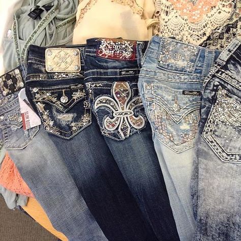 Early 2000s Jeans, Miss Me Jeans Outfit Ideas, Bejeweled Jeans Y2k, Miss Me Jeans Outfit Y2k, 2000’s Outfits, 2000s Jeans, Evisu Jeans, Y2k Miss Me Jeans Outfit, Miss Me Jeans Flare