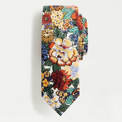 J.Crew: Tie In Liberty® Royal Peony Successful Job, Ties Mens Fashion, Men's Ties, Dressed In White, Wedding Moodboard, Tie Men, Wedding Apparel, Christmas Clothes, Liberty London