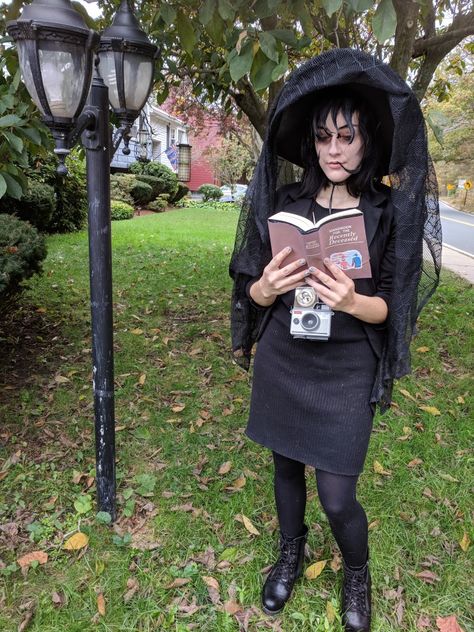 Lydia Deetz Halloween Costume DIY Diy Lydia Deetz Costume Black, Diy Lydia Deetz Costume, Beetle Juice Lydia Costume, Lydia Costume Diy, Diy Lydia Deetz Costume Red, Lydia Deetz Costume Black, Lydia Deetz Black Outfit, Lydia Deets Diy Costume, Lydia Red Dress Beetlejuice