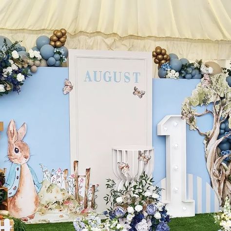 Rabbit Theme Party, Rabbit Theme, Peter Rabbit Birthday, Rabbit Birthday, Boys First Birthday Party Ideas, Bunny Birthday, Luxury Event, Decorations Party, Balloon Decorations Party