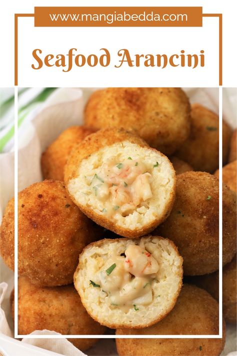 Seafood Crepes Recipe, Bechamel Sauce Recipe, Arancini Recipe, Small Appetizers, Frozen Seafood, Italian Appetizers, Sicilian Recipes, Bechamel Sauce, Crepe Recipes