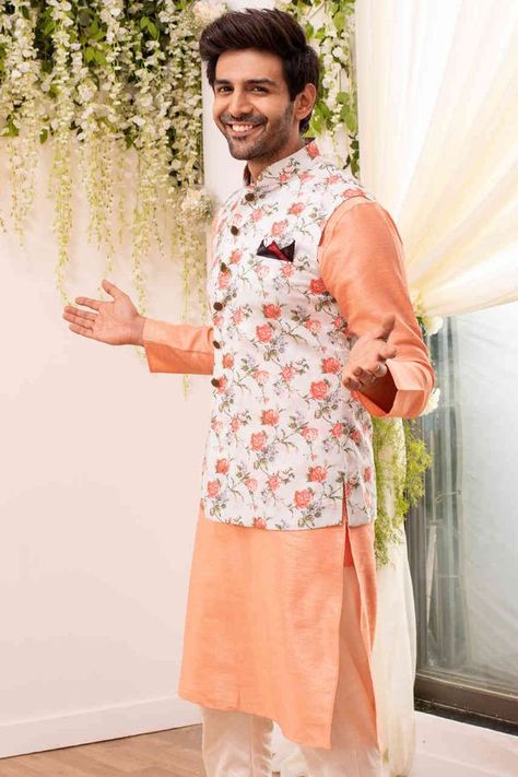 Groom Lookbook: Wedding Outfit Ideas For All You Contemporary Grooms! Dhoti With Jacket, Marriage Suit For Men, Kurta With Jacket, Marriage Suit, Marriage Suits, Stylish Mens Haircuts, Sherwani For Men Wedding, Boys Kurta Design, Wedding Kurta For Men