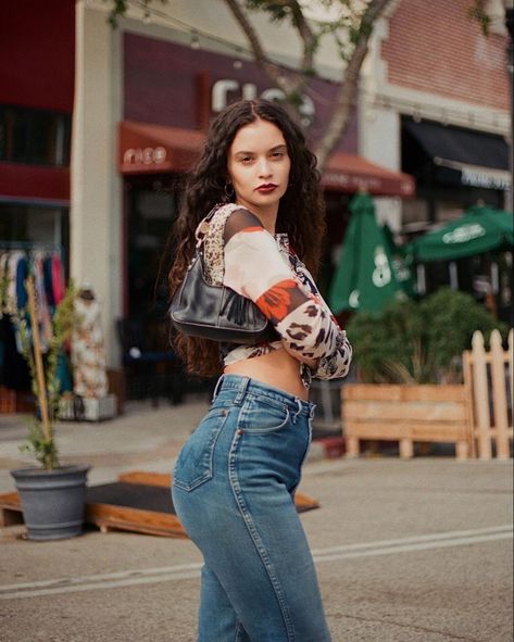 Sabrina Claudio Sabrina Claudio Outfits, Sabrina Claudio, Flowing Dresses, Fashion Project, Girly Outfits, Pop Fashion, Feminine Style, Her Style, Summer Looks