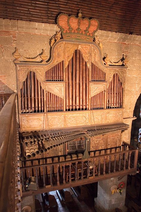 Las Pinas Bamboo Organ | From wiki: The Las Piñas Bamboo Org… | Flickr Cool Instruments, Old Instruments, Philippine Travel, Making Musical Instruments, Organ Music, Sound Installation, Pipe Organ, Music Machine, Sacred Architecture