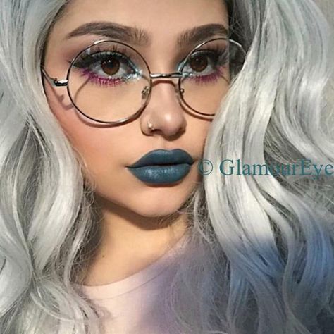 Round Glasses Men, Glasses Fashion Eyewear, Glasses Frames Trendy, Fake Glasses, Round Eyewear, Retro Makeup, Round Glasses Frames, Trendy Glasses, Eye Glasses Frames