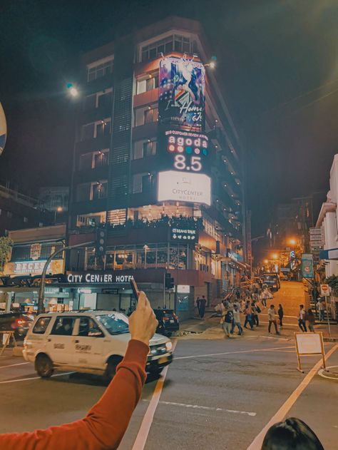 Baguio City Photography Aesthetic, Baguio Aesthetic Night, Session Road Baguio City Aesthetic, Baguio City Photography Night, Baguio At Night, Driving At Night Aesthetic Videos, Baguio Night Market, Session Road Baguio City, Driving At Night Aesthetic