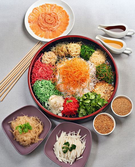 CNY 2022: Where to order yee sang for takeaway and delivery in the Klang Valley | Buro 24/7 MALAYSIA Yee Sang Recipe, Yee Sang, Lee Rowoon, Tamarind Dressing, Snow Pear, Red Dragon Fruit, Assorted Nuts, Soft Shell Crab, Lobster Meat