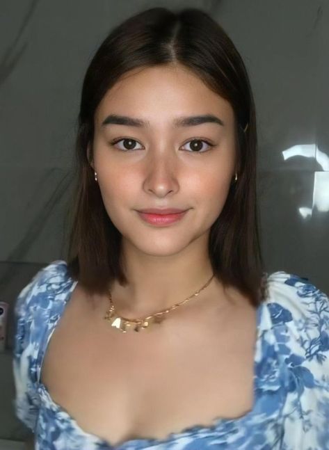 Cute, adorable, so cute, so pretty, Beauty, bella, beautiful, very beautiful, beauty, pretty, beautiful lady, public figure, model, fashion model, inspiration, hair, hair inspiration, woman, face, skin, portrait, portrait model, portrait photography, lovely, sweet, doll, dollface, doll face Liza Soberano Hairstyle, Liza Soberano Aesthetic, Liz Soberano, Liza Soberano Instagram, Model Portrait Photography, Lisa Soberano, Brown Hair Trends, Liza Soberano, Portrait Model