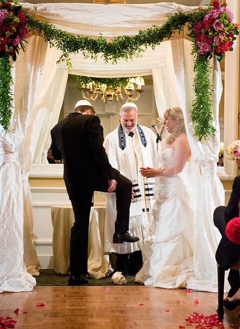 Wedding idea: Keep the broken shards of glass in a mezuzah as a special reminder of your wedding day. Mezuzah by Gary Rosenthal.     http://www.alljudaica.com/Wedding-Glass-Mezuzah-Smashing-Glass-Set-p/1190.htm Glass Breaking, Jewish Wedding Traditions, Jewish Wedding Ceremony, Traditions Around The World, Wedding Gift Ideas, Glass Wedding, Wedding Traditions, Wedding Pillows, Shattered Glass