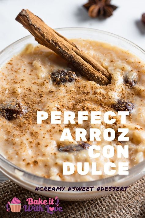 Creamy arroz con dulce made with rice, coconut milk, cinnamon, and raisins in glass bowl with cinnamon stick. Puerto Rican Rice Pudding Recipe, Cuban Breakfast, Mexican Rice Pudding, Milk Pudding Recipe, Rice Pudding Recipes, Creamy Rice Pudding, Fireworks Craft, Rice Pudding Recipe, Puerto Rico Food