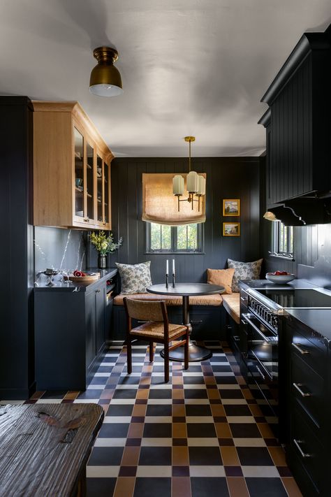 Statement Kitchen, Moody Kitchen, Checkered Floor, Dark Paint Colors, Small Kitchen Design, Dark Kitchen, Dark Walls, Kitchen Nook, Kitchen Design Small