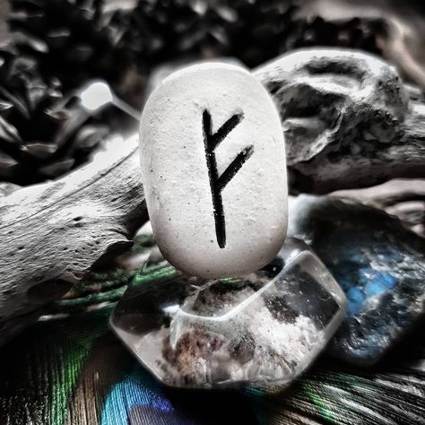 Stephen Aidan on Instagram: “RUNE RELATIONSHIPS - FEHU . So for my new rune series I wanted to give examples of exercises that can help you to deepen your relationship…” Pagan Aesthetic, Witches Runes, Norse Pagan, Runes, Canning, On Instagram, Instagram