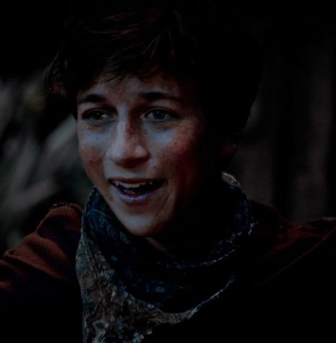 Skyler Gisondo Once Upon A Time, Ouat Devin, Devin Ouat, Ouat Neverland, Neverland Ouat, Hot Pirate, Neverland Aesthetic, Skyler Gisondo, Lost Boys Peter Pan