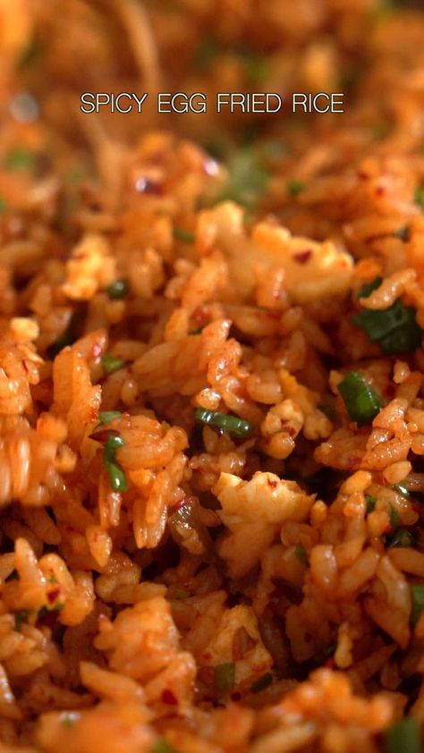 Healthy Indian Dinner Recipes, Spicy Fried Rice Recipe, Spicy Fried Rice, Indian Dinner Recipes, Indian Dinner, Spicy Snacks Recipes, Egg Fried Rice, Vegetarian Fast Food, Tastemade Recipes