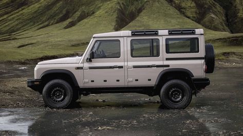 2022 INEOS Grenadier Station Wagon - Stunning HD Photos, Videos, Specs, Features & Price - DailyRevs Cornwall House, Ineos Grenadier, Car Obsession, Dream Cars Range Rovers, Euro Pallets, Utility Wagon, Overland Truck, Range Rovers, Vehicle Graphics