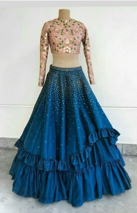 Croptop Lehenga Designs Latest, Croptop Lehenga Designs, Lehenga Designs Latest, Wedding Dresses Pakistani, Dresses Pakistani, Lehnga Dress, Lehenga Wedding, Choli Designs, Pink Lehenga